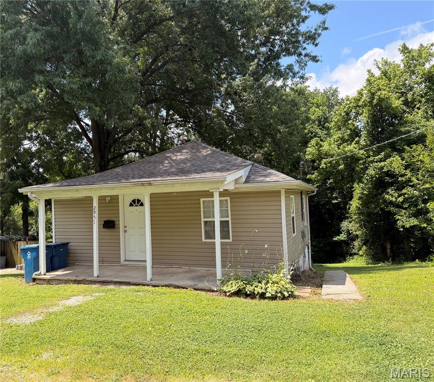 Photo 1 of 6 — 2951 Hillcrest Avenue, Alton, IL 62002