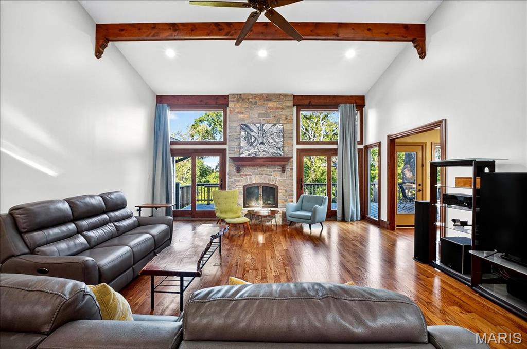 Chesterfield, Missouri 63005, United States, 4 Bedrooms Bedrooms, ,4 BathroomsBathrooms,Residential,Pending,202998