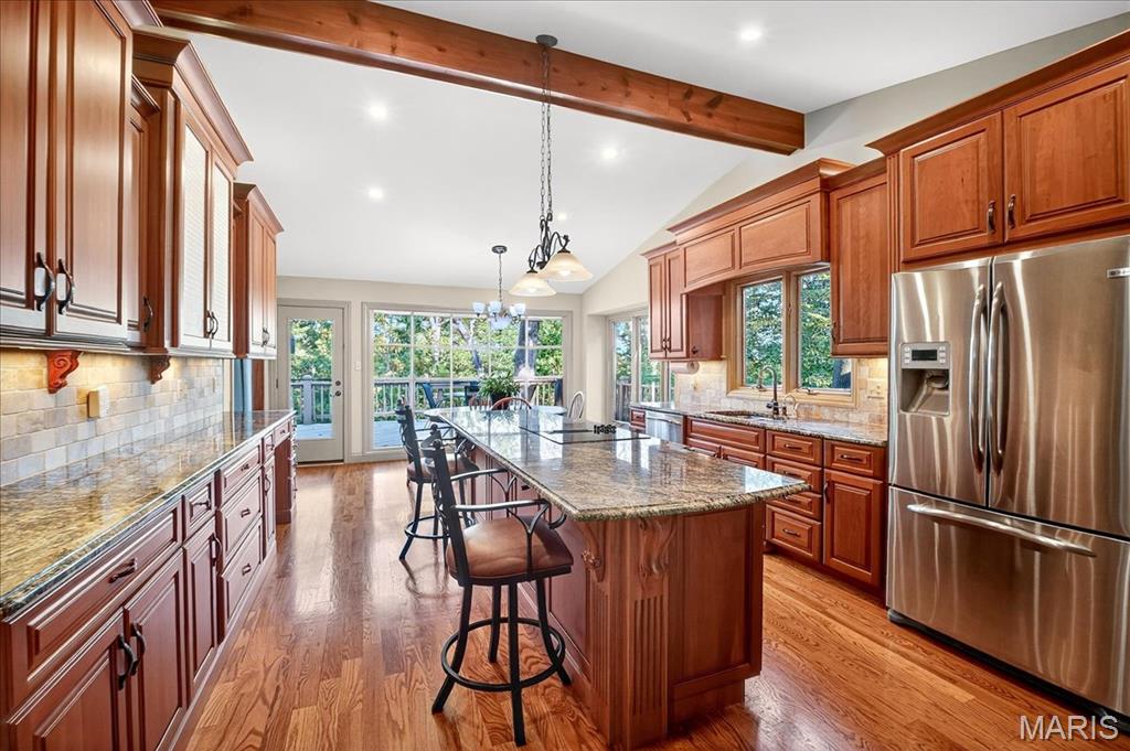 Chesterfield, Missouri 63005, United States, 4 Bedrooms Bedrooms, ,4 BathroomsBathrooms,Residential,Pending,202998