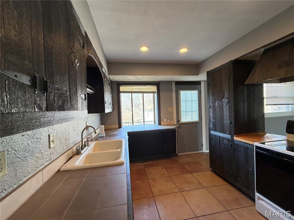 Glasgow Village - Residential