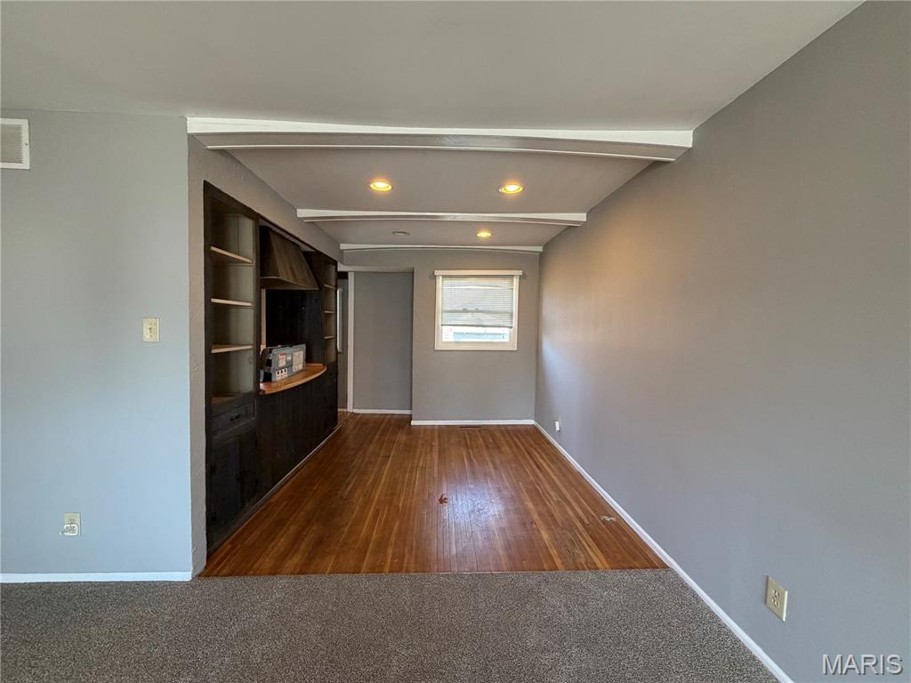 Glasgow Village - Residential