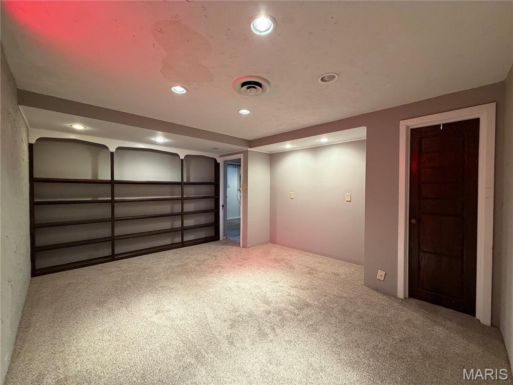 Glasgow Village - Residential