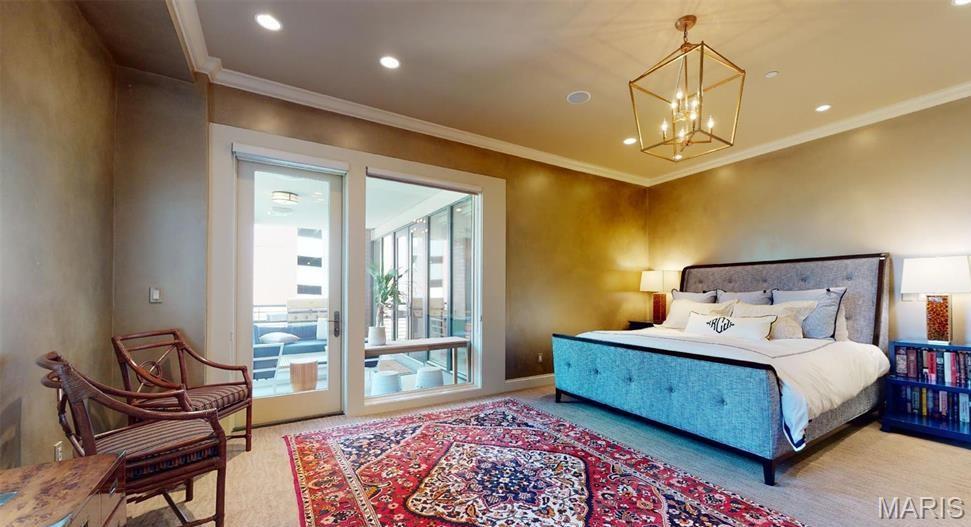 Clayton, Missouri 63105, United States, 2 Bedrooms Bedrooms, ,3 BathroomsBathrooms,Residential,Active,200424