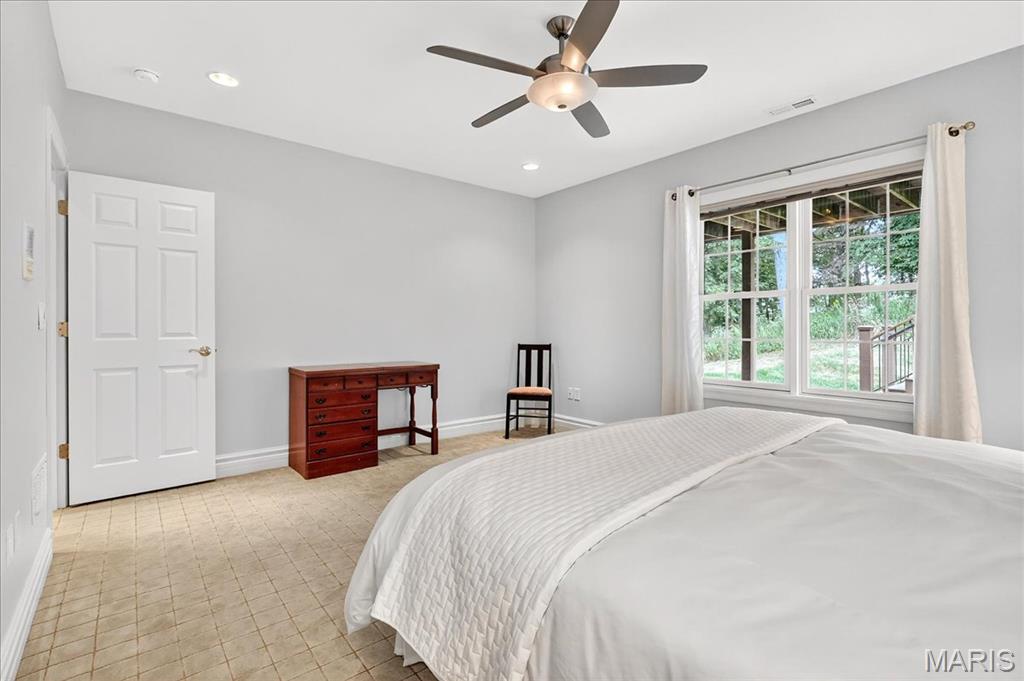 Villas At Meadowbrook The - Residential