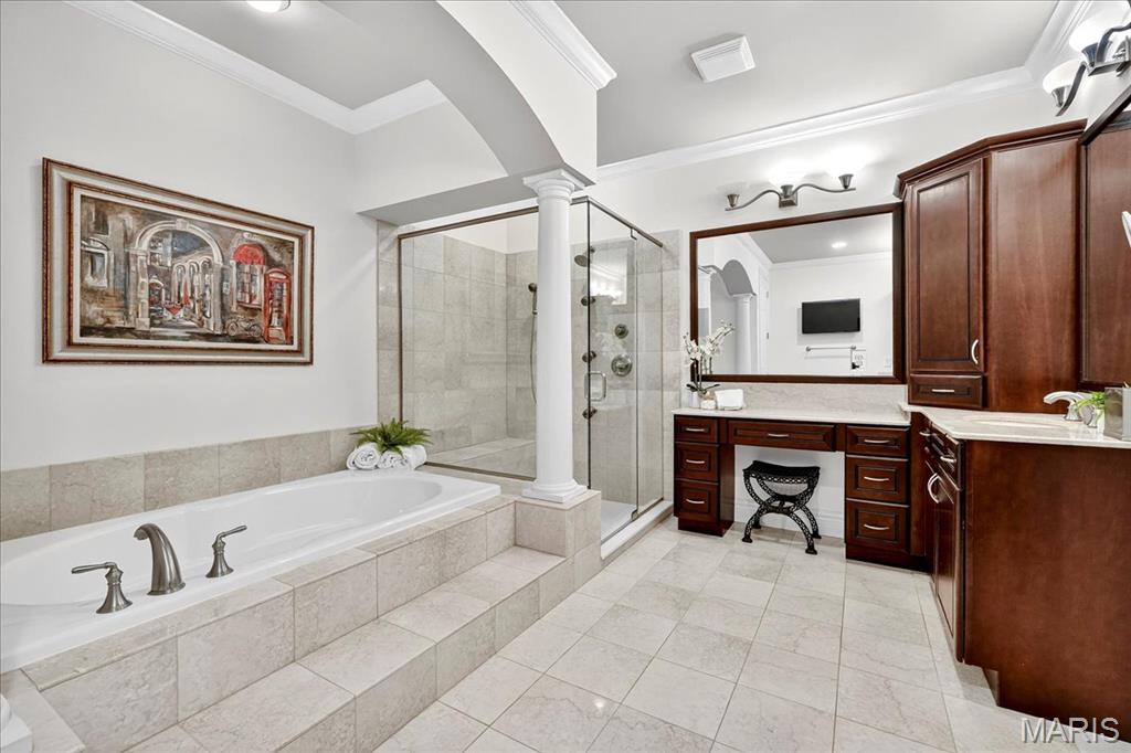 Villas At Meadowbrook The - Residential