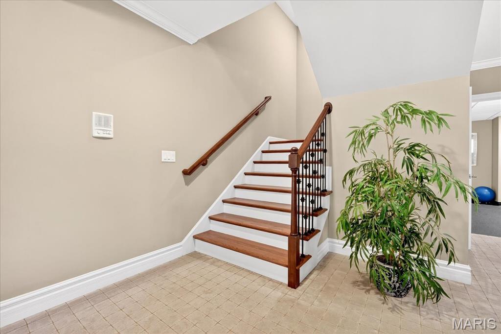 Villas At Meadowbrook The - Residential