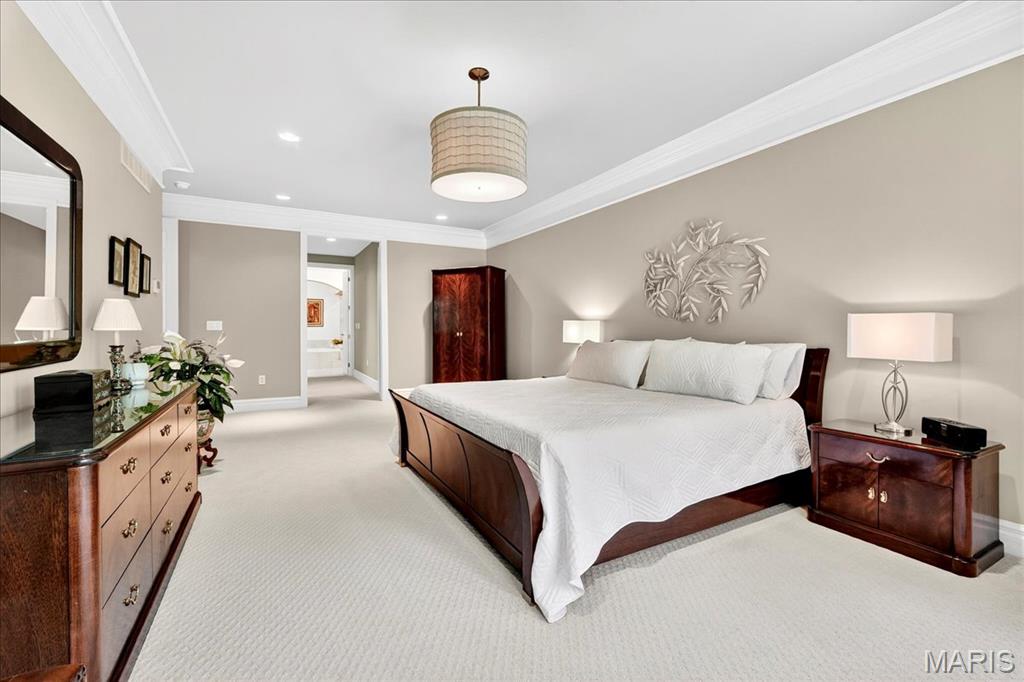 Villas At Meadowbrook The - Residential