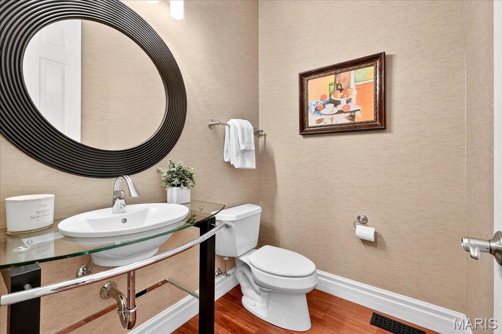 Villas At Meadowbrook The - Residential