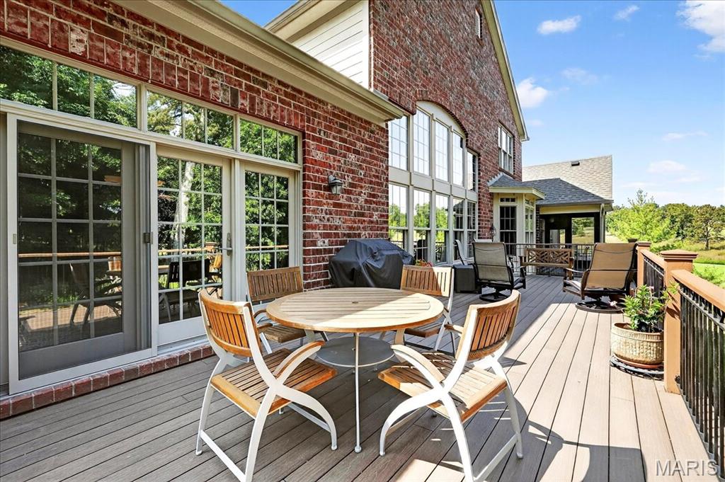 Villas At Meadowbrook The - Residential