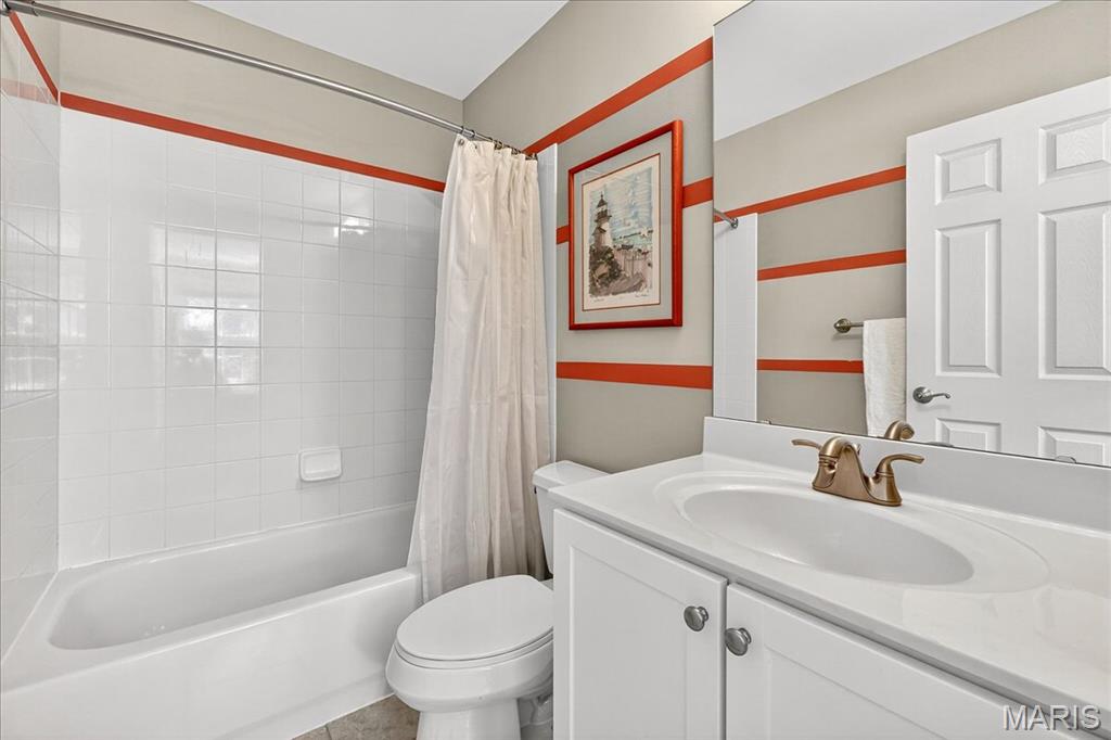 Villas At Meadowbrook The - Residential