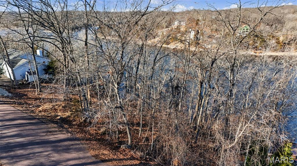 1507 S Lake Sherwood Drive