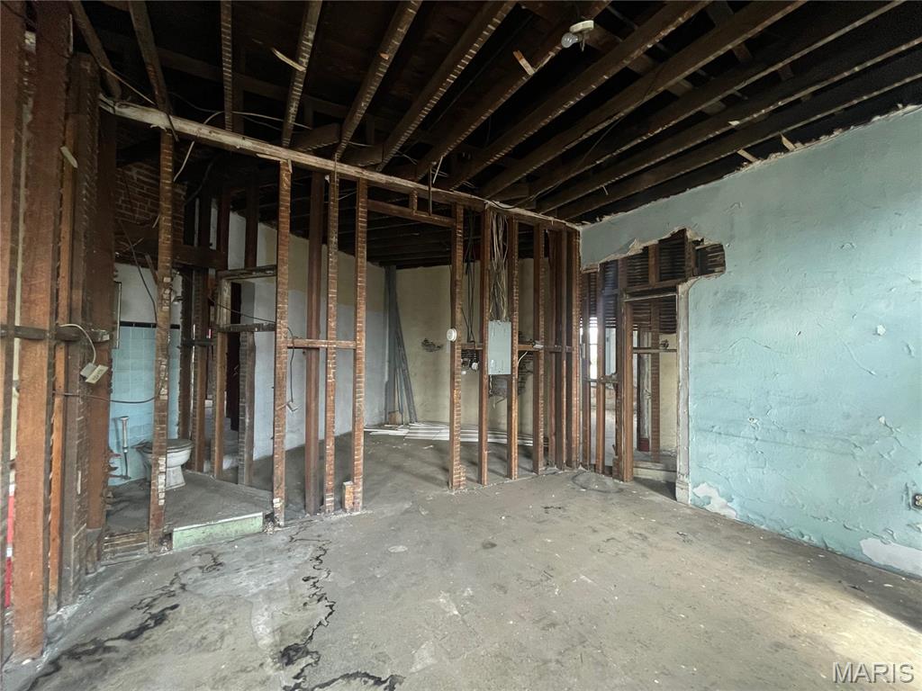 The Grove - Residential Income