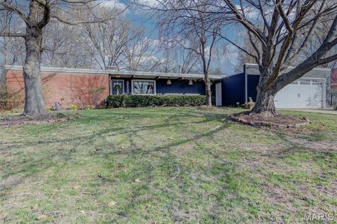 Photo of 1005 W Frisco Avenue, St Louis, MO 63122 (MLS # 26018911)