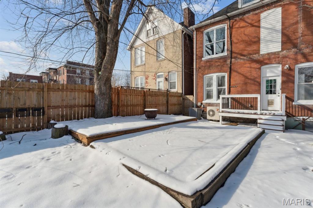 St Louis Commons Add - Residential