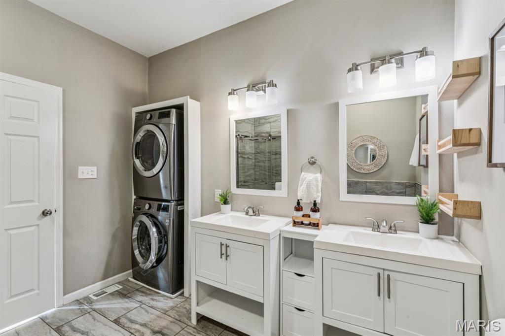 St Louis Commons Add - Residential