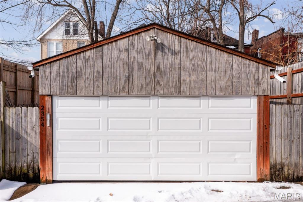 St Louis Commons Add - Residential