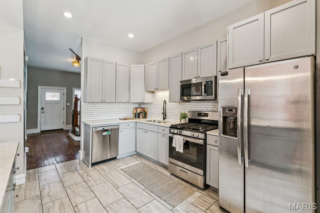 St Louis Commons Add - Residential