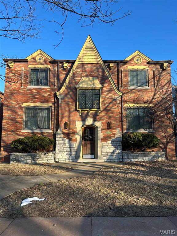 St Louis Hills - Residential Lease