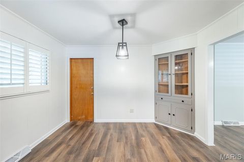 Tiny photo for 1506 Rosedale Lane, Poplar Bluff, MO 63901 (MLS # 26030301)
