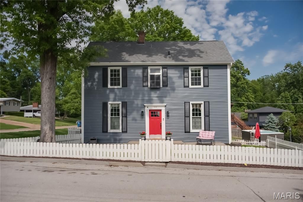 Photo of 512 Ziercher Street, St Louis, MO 63132 (MLS # 26028945)