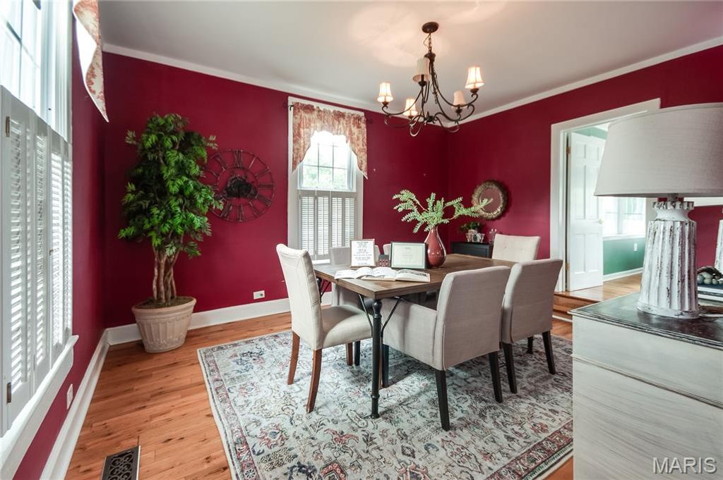 Photo of 512 Ziercher Street, St Louis, MO 63132 (MLS # 26028945)