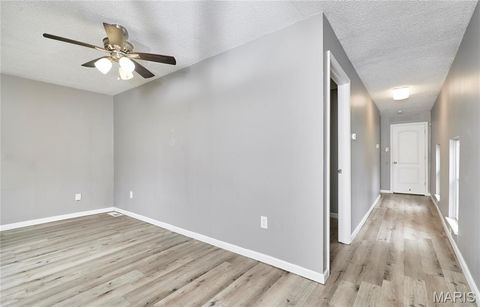 Tiny photo for 900 N Elm Avenue, Webster Groves, MO 63119 (MLS # 26017965)