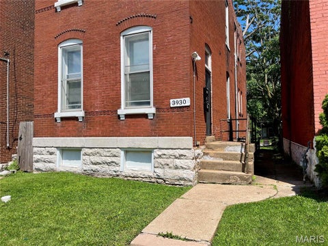 Tiny photo for 3930 Nebraska Avenue #FL2, St Louis, MO 63118 (MLS # 26059156)