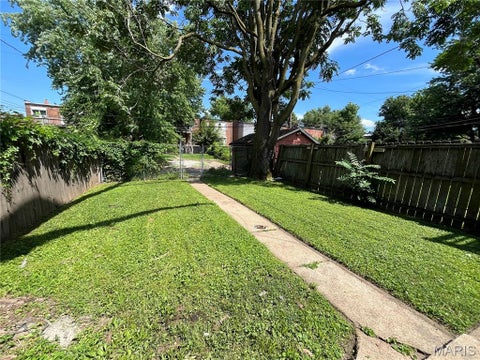 Tiny photo for 3930 Nebraska Avenue #FL2, St Louis, MO 63118 (MLS # 26059156)