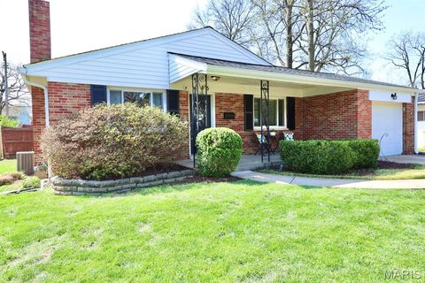 Tiny photo for 546 Linwood Boulevard, Kirkwood, MO 63122 (MLS # 26017478)