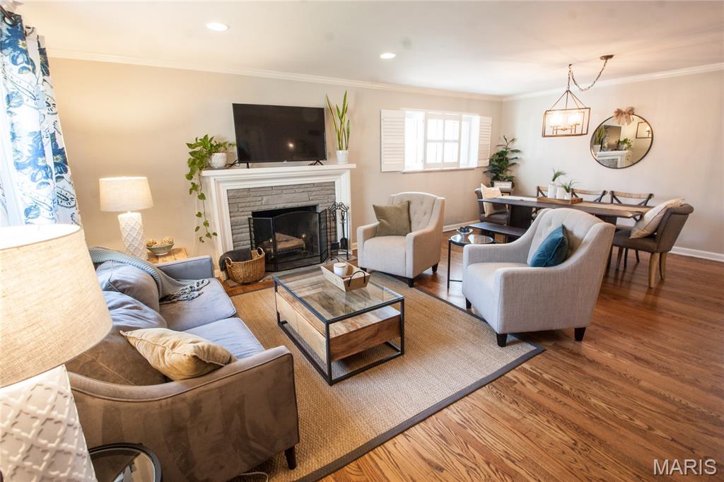 Larchmont - Residential