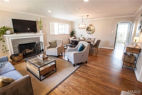 Tiny photo for 546 Linwood Boulevard, Kirkwood, MO 63122 (MLS # 26017478)