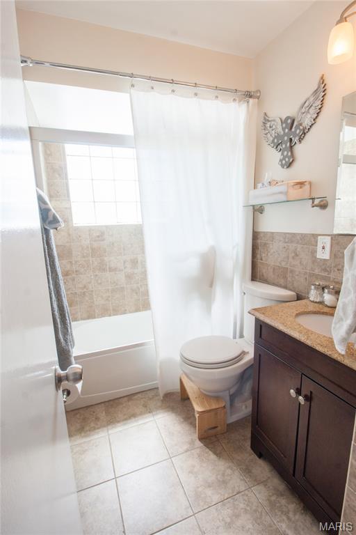 Larchmont - Residential