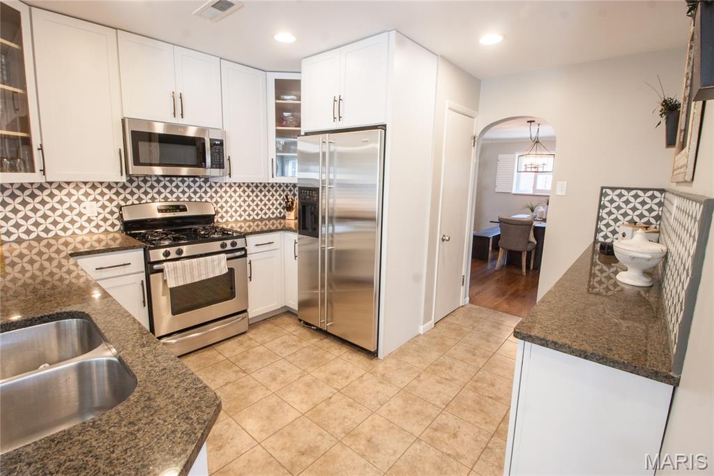 Larchmont - Residential