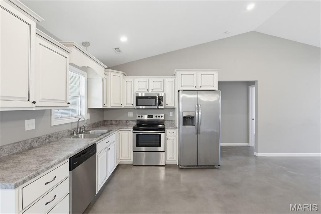 Woodcrest Pointe Estates - Residential