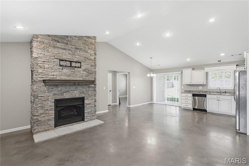 Woodcrest Pointe Estates - Residential