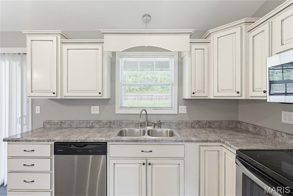 Woodcrest Pointe Estates - Residential