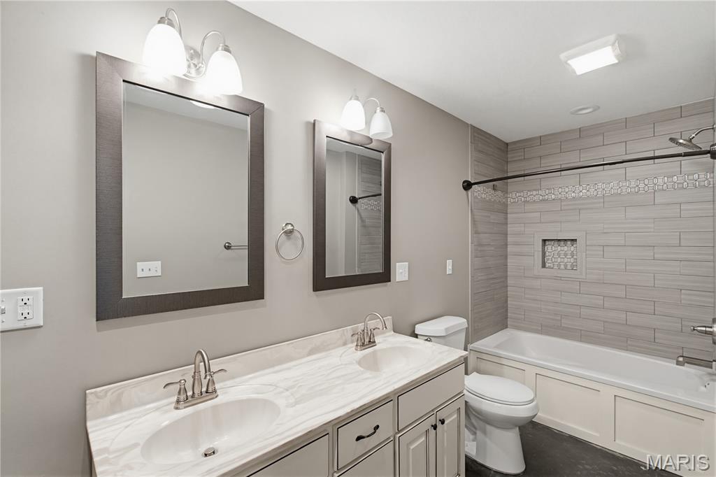 Woodcrest Pointe Estates - Residential