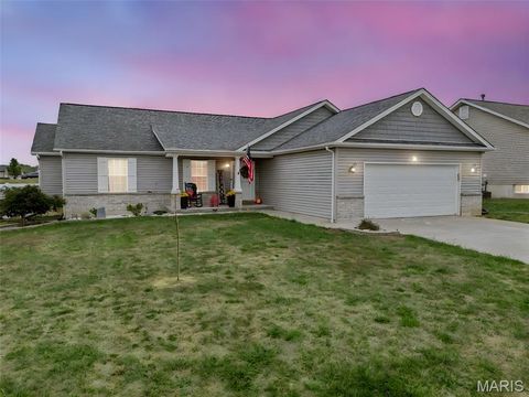 Photo of 240 Meadow Crest Drive, Troy, MO 63379 (MLS # 25067965)