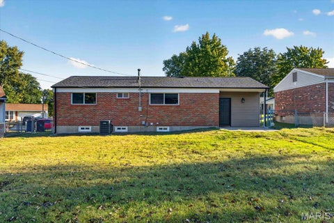 Tiny photo for 3219 Edgeworth Lane, St Charles, MO 63301 (MLS # 26066757)