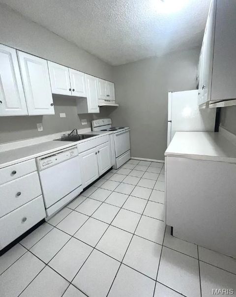 Tiny photo for 4774 Kings Drive #G, St Louis, MO 63116 (MLS # 25077947)