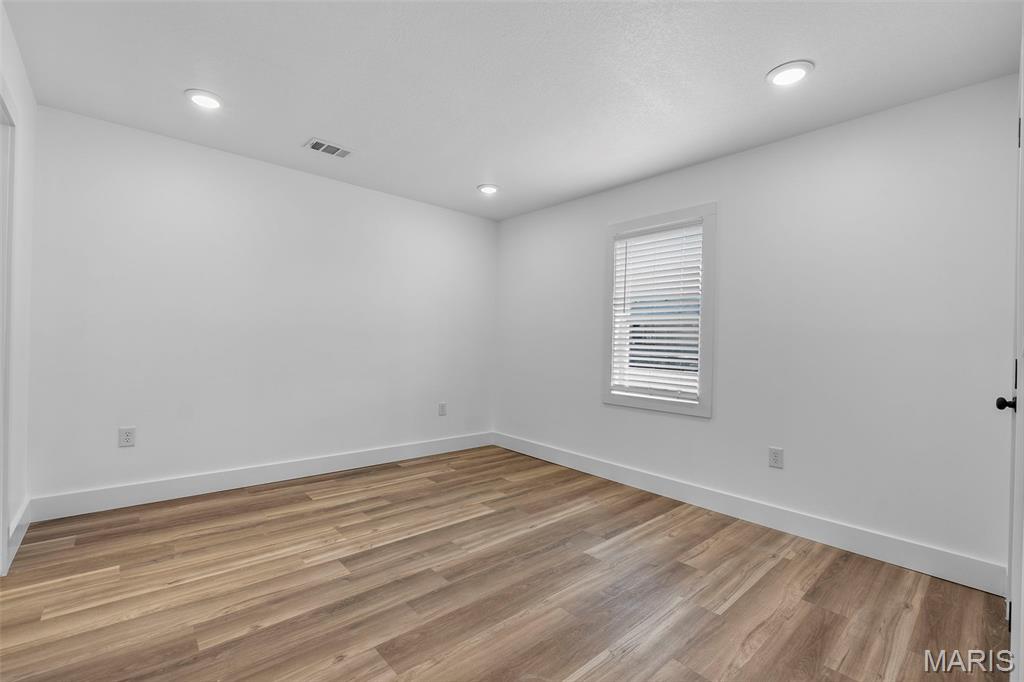 SHELTON - Residential