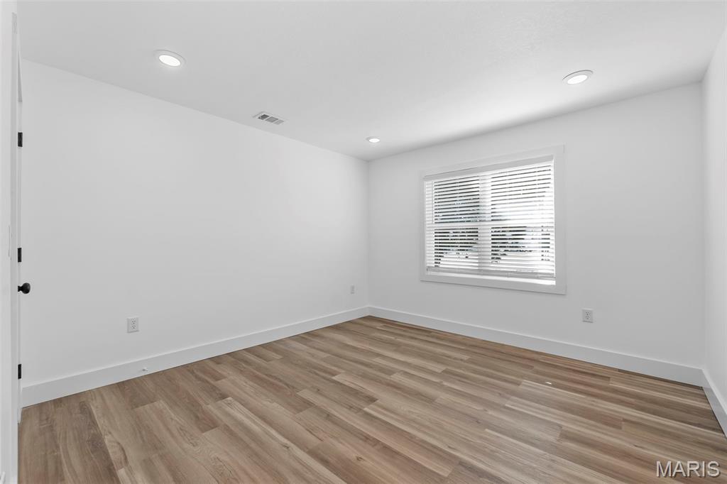 SHELTON - Residential