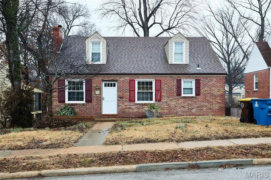 Discover this spacious 3-bedroom, 1-bath home situated in a peaceful neighborhood. This move-in-ready residence features a beautiful blend of wood and vinyl flooring throughout. The heart of the home is a chef-friendly kitchen boasting abundant cabinetry and expansive counter space, flowing seamlessly into the dining and family areas. Enjoy the convenience of a 1-car attached garage and driveway for additional parking. The standout feature? A stunning enclosed sunroom, perfect for year-round entertaining and relaxation. Add to your portfolio and make it a rental.