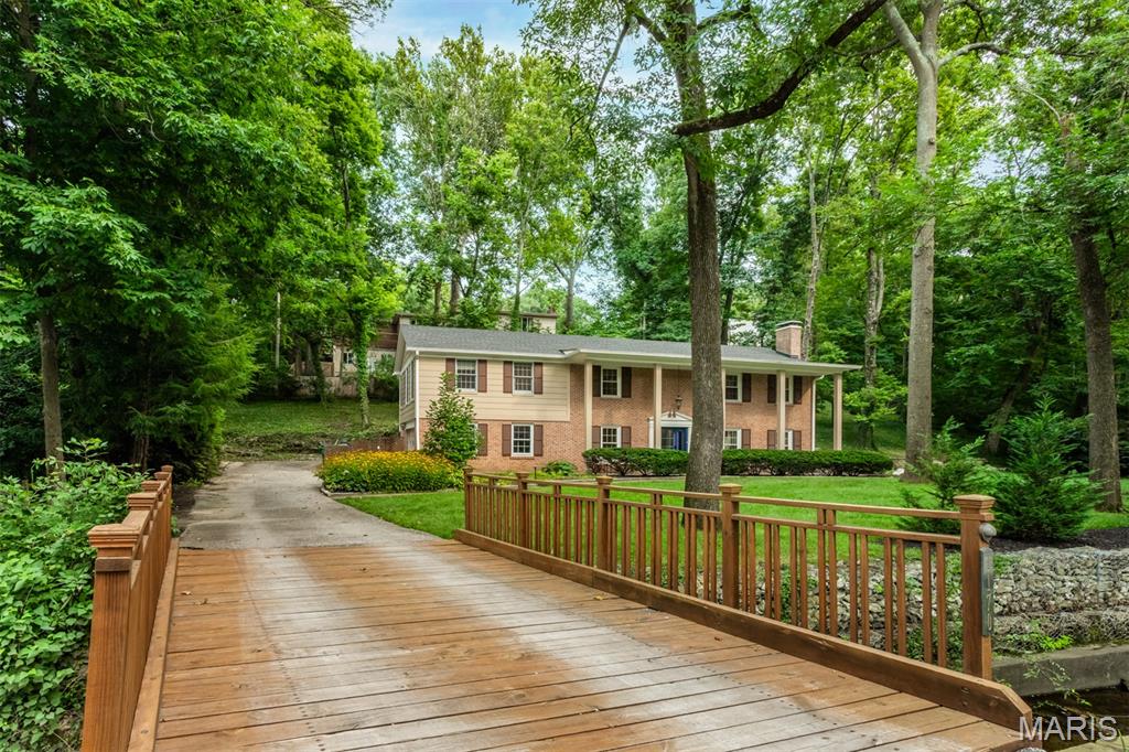 1170 Warson Woods Drive