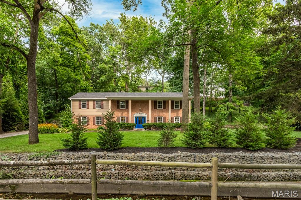 1170 Warson Woods Drive