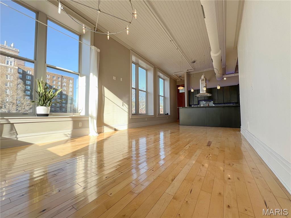 Grand Lofts - Residential