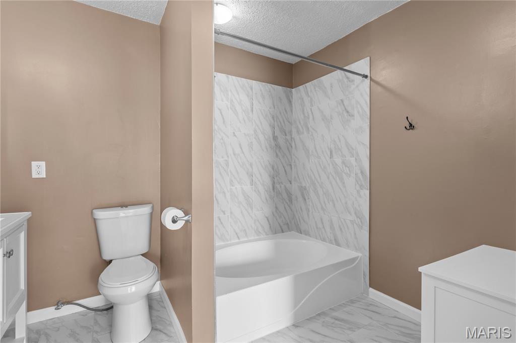 Robersons 01 - Residential