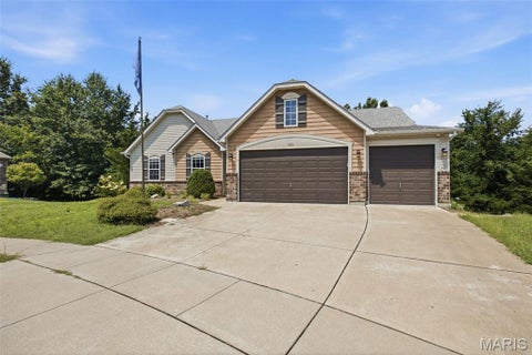 Tiny photo for 1833 Westlake Court, Pacific, MO 63069 (MLS # 26046469)
