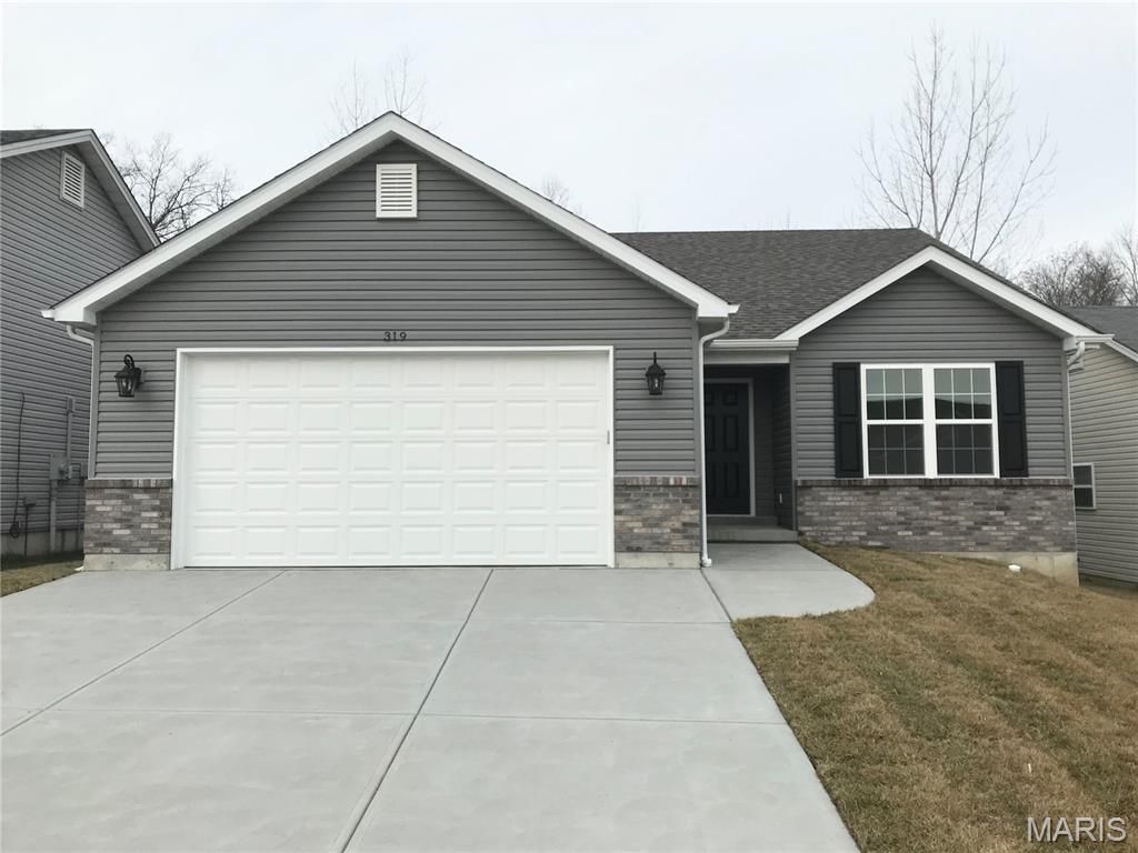 Photo of 1652 Flagstaff Drive, Festus, MO 63028 (MLS # 25073087)
