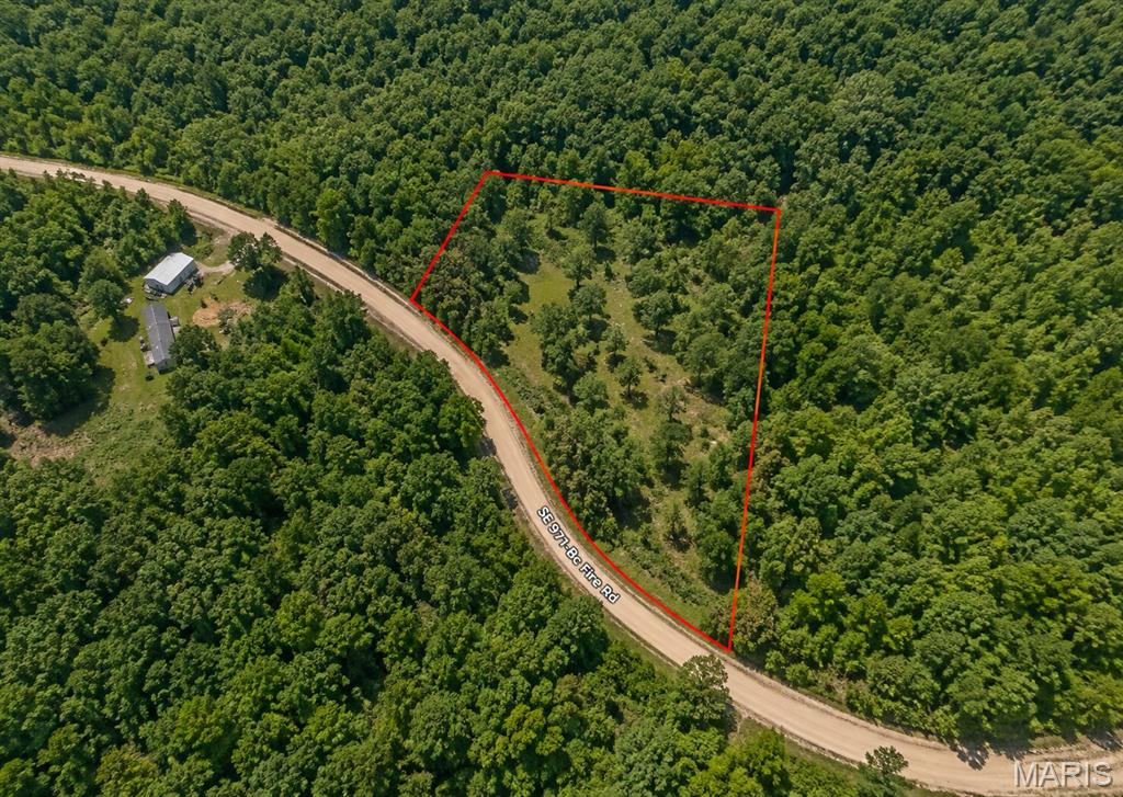 Photo of 32795 Sagrada Beach Road, Lincoln, MO 65338 (MLS # 26052105)